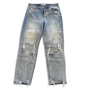 DAZE Distressed Mom Style Light Wash Jeans Size 26